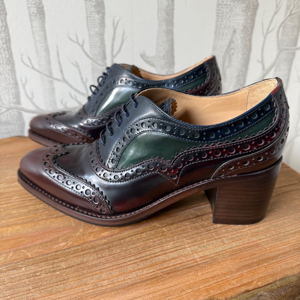 Elegant Burgundy Brogue Heels - Picture 8 of 13